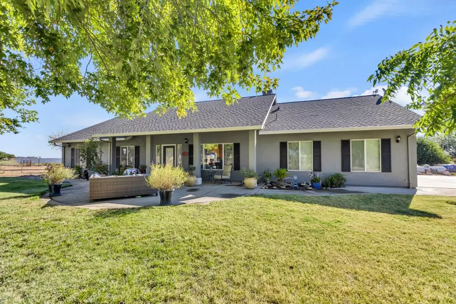 9751 Clay Station RD, Wilton, CA 95693