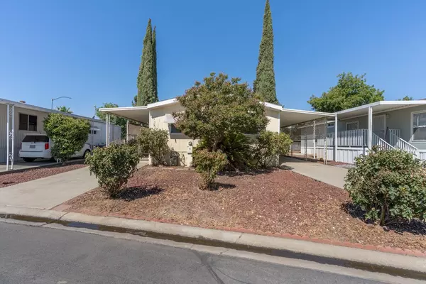 Madera, CA 93638,1218 E Cleveland AVE #12