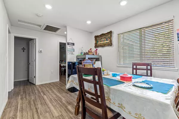 Maxwell, CA 95955,156 Orange ST