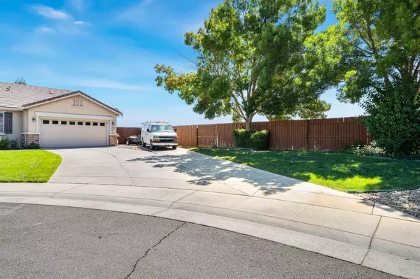 Galt, CA 95632,543 Fran CT