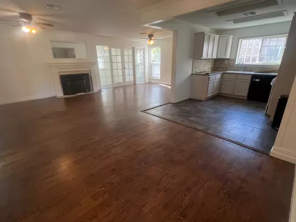 Modesto, CA 95350,208 Tokay AVE