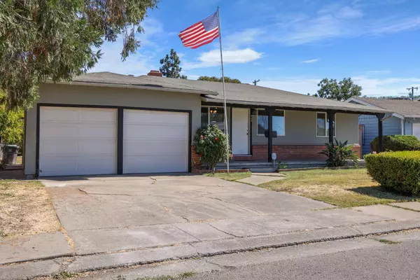 402 W Pearl AVE, Stockton, CA 95207