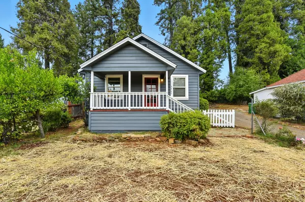 3967 Roosevelt AVE, Camino, CA 95709