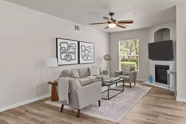 West Sacramento, CA 95691,2480 Genova ST #6