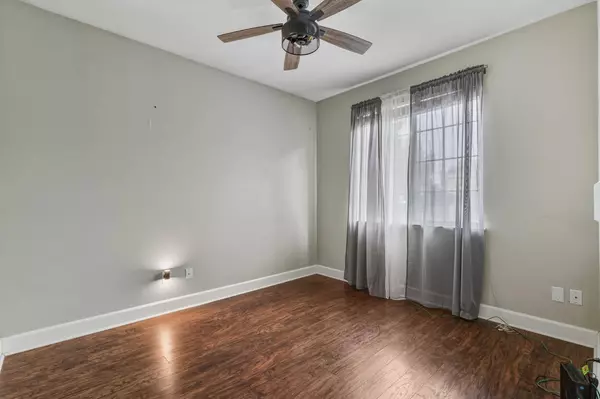 West Sacramento, CA 95691,1675 Greenbrier RD