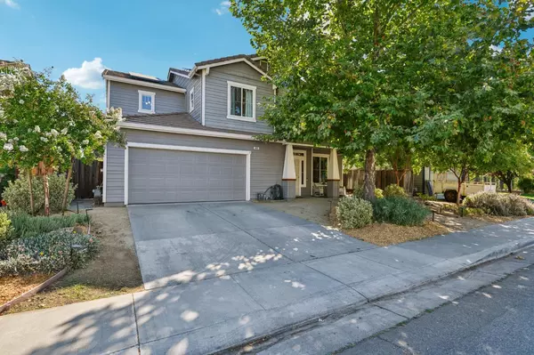 623 Ivy Loop,  Winters,  CA 95694