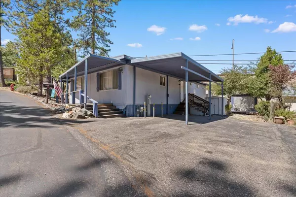 Grass Valley, CA 95945,970 Laurel LN