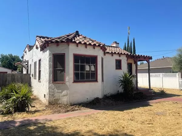 Turlock, CA 95380,984 Park ST