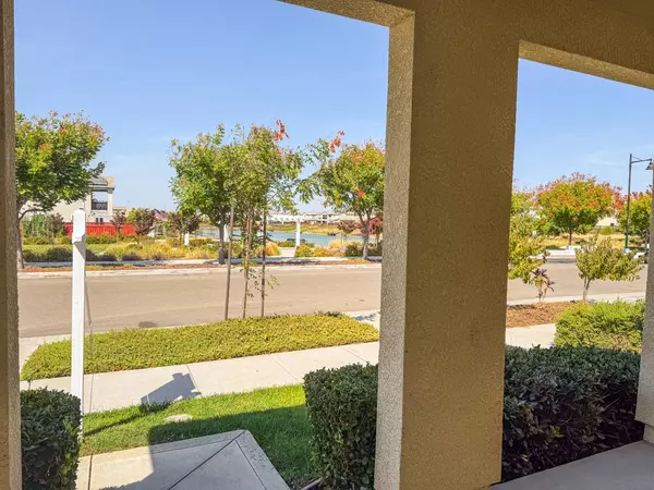 Lathrop, CA 95330,18290 Amador DR