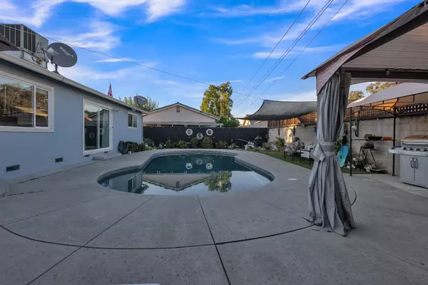 2232 Fullerton AVE, Stockton, CA 95204