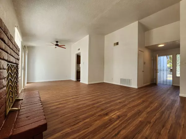 Modesto, CA 95351,512 Rachelle DR