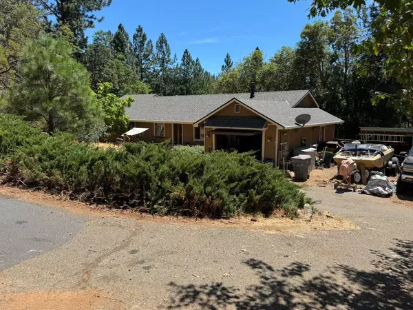 6177 Silverleaf DR, Foresthill, CA 95631