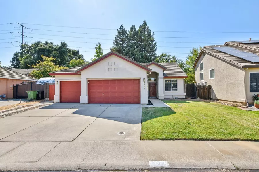9588 Castlecave CT, Elk Grove, CA 95758