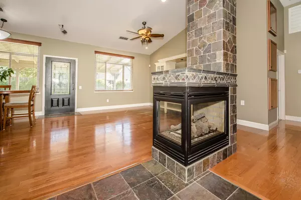 Woodland, CA 95776,1005 Guerrero LN
