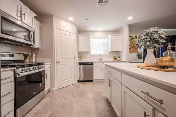 Merced, CA 95341,56 Blueberry LN #32 ST