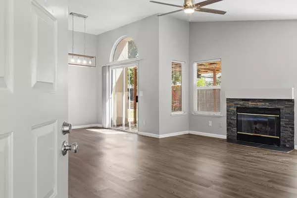 Elk Grove, CA 95758,9357 Hoyleton WAY