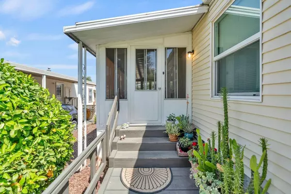 Citrus Heights, CA 95621,77012 Lauppe LN