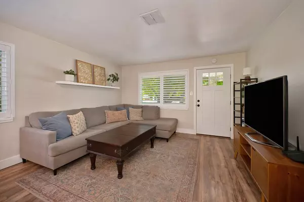 Roseville, CA 95678,204 Birch ST