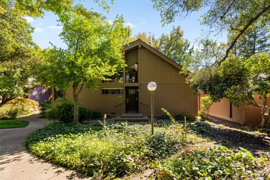 5927 Sarah CT, Carmichael, CA 95608