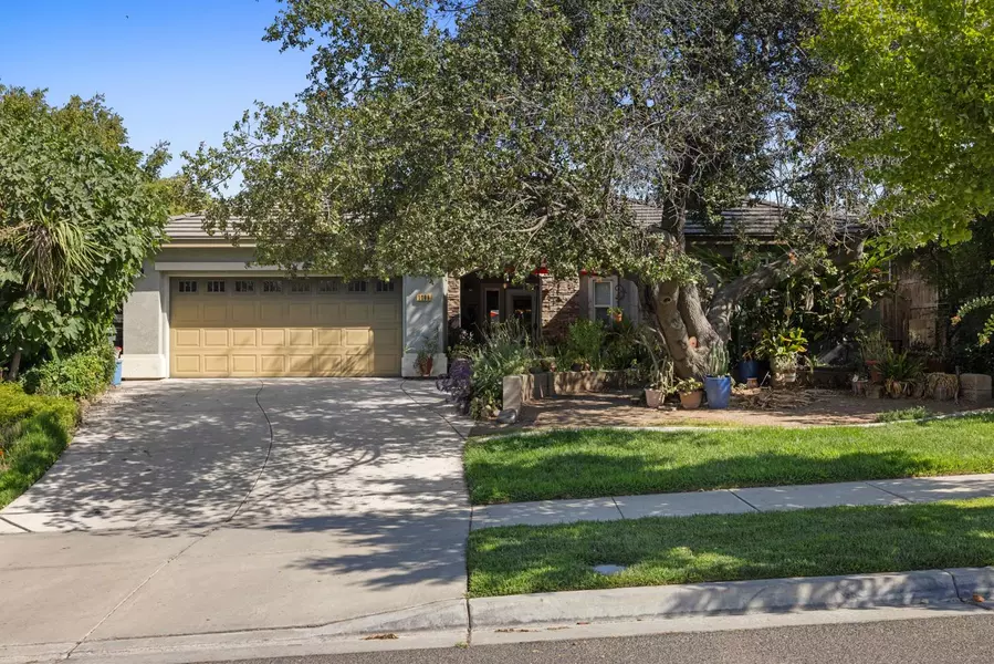 1708 Bandon CT, Oakdale, CA 95361