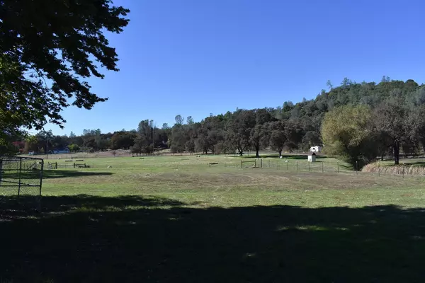 10310 Penn Oak LN, Rough And Ready, CA 95975