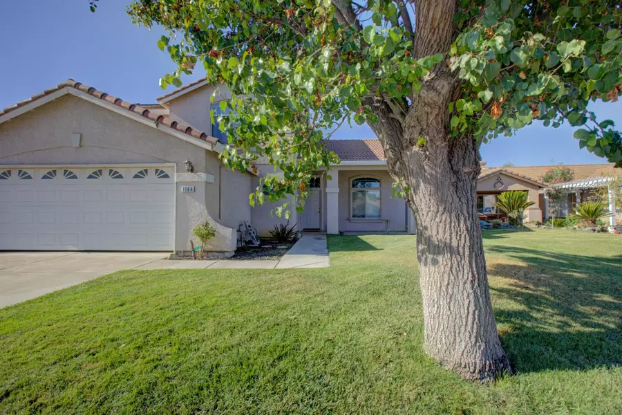 1166 Labrador CT, Newman, CA 95360