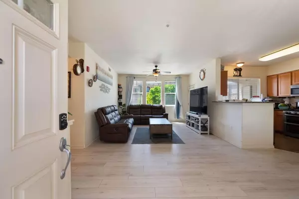 Folsom, CA 95630,600 Moon CIR #626