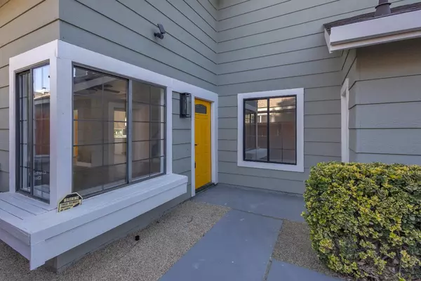 Tracy, CA 95376,335 W Clover RD
