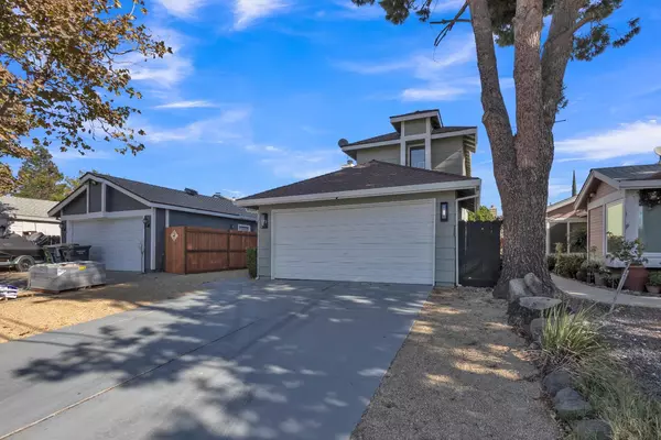 Tracy, CA 95376,335 W Clover RD