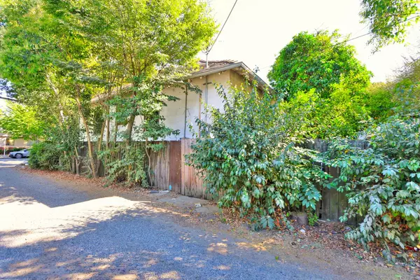 Sacramento, CA 95811,1916 18th ST