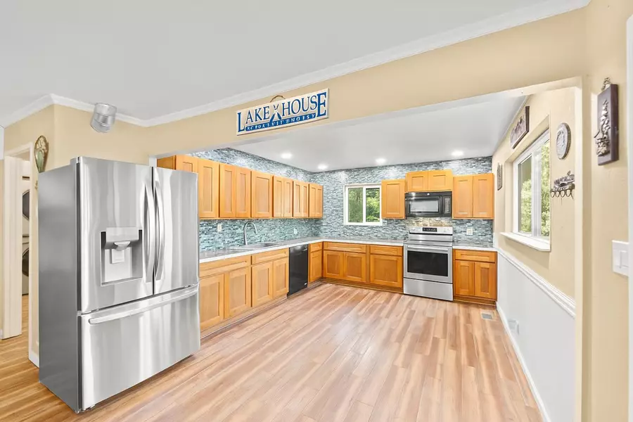 3533 Gold Ridge TRL, Pollock Pines, CA 95726