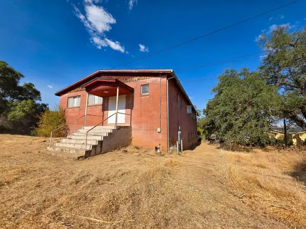 San Andreas, CA 95249,376 Russell RD