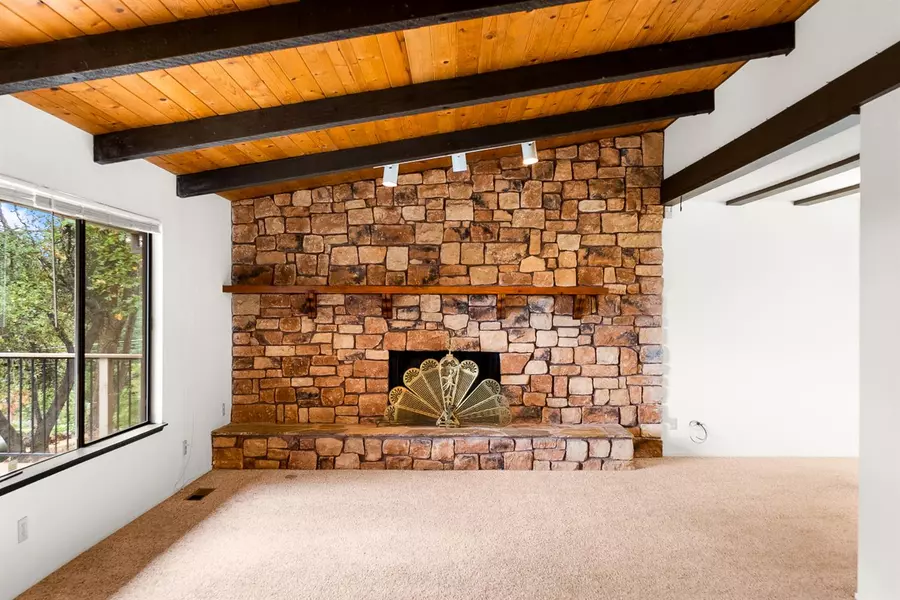 16524 George Way, Grass Valley, CA 95949