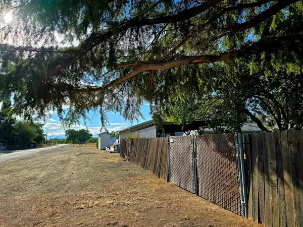 College City, CA 95912,1165 Market ST