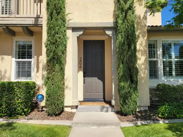 Folsom, CA 95630,206 Barnhill DR