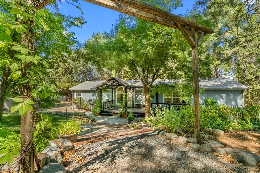2920 Mace RD, Camino, CA 95709