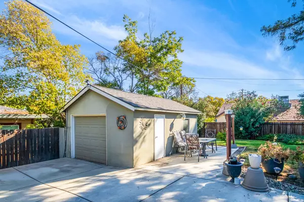 Roseville, CA 95678,900 Camelia AVE
