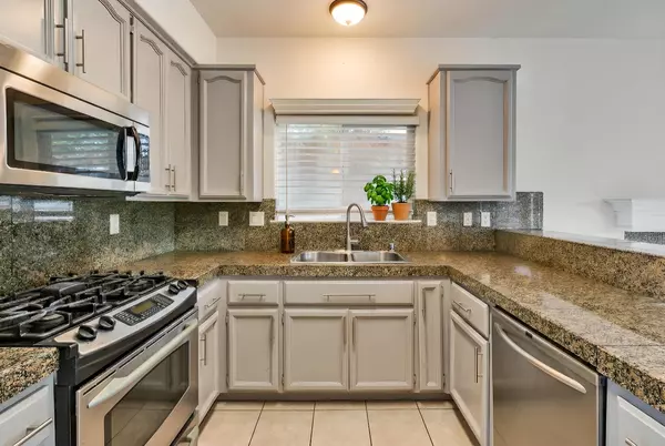 Orangevale, CA 95662,5817 Husker ST