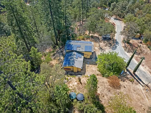 Colfax, CA 95713,498 Ponderosa WAY