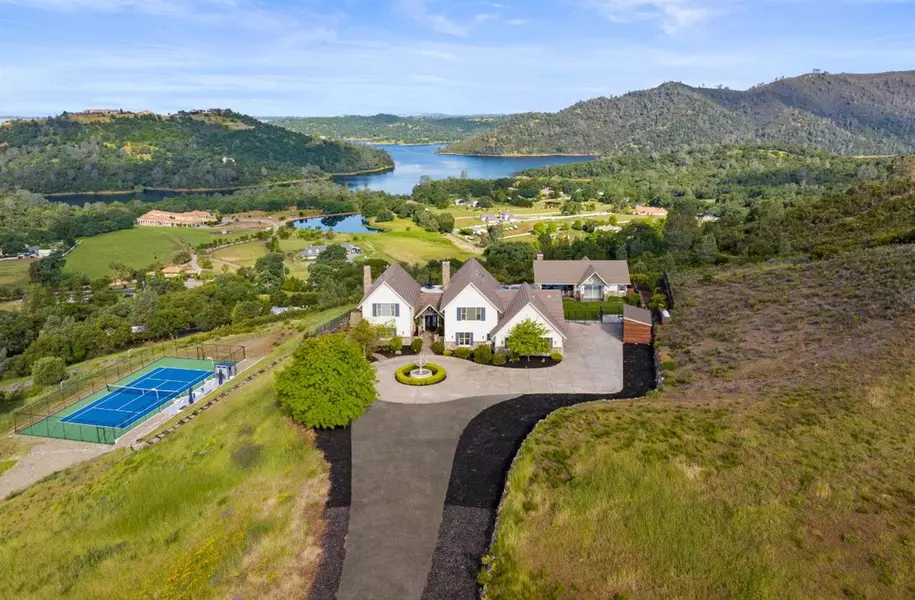 2001 Salmon Valley LN, El Dorado Hills, CA 95762