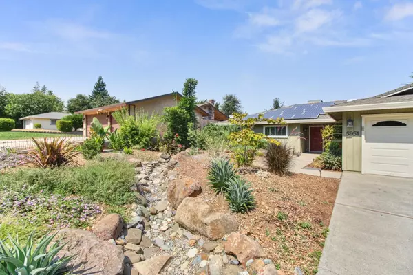 Carmichael, CA 95608,5951 Lincoln Hills WAY