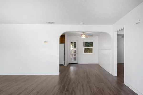 Elk Grove, CA 95624,9142 Locust ST