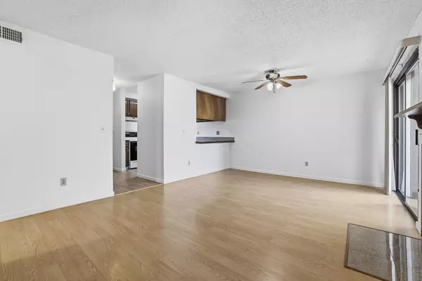 Citrus Heights, CA 95621,7441 Auburn Oaks CT #H