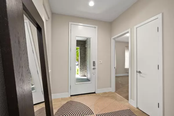 Sacramento, CA 95814,425 10th ST