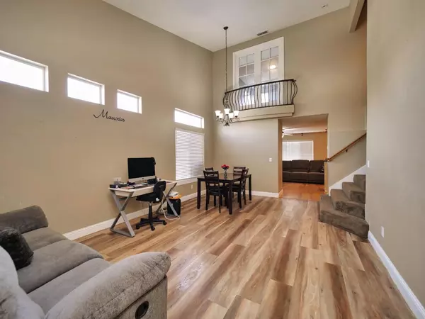 Elk Grove, CA 95624,9008 Devon Crest WAY