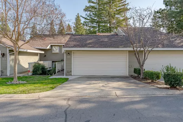 Roseville, CA 95678,121 Valley Oak Dr.