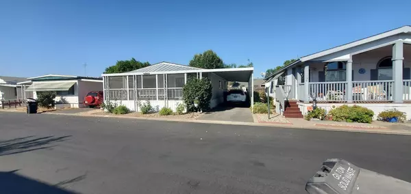Escalon, CA 95320,2505 Jackson Avenue #136