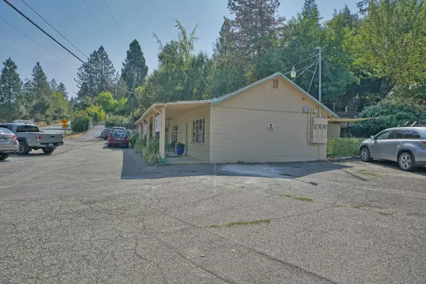 Placerville, CA 95667,2094 Broadway