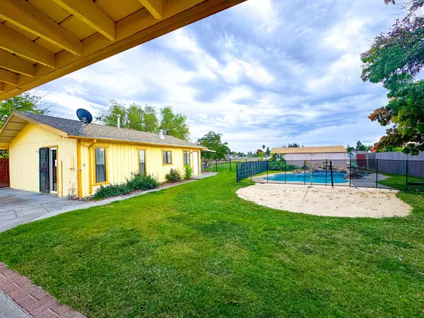 Sacramento, CA 95829,8950 Caselman RD