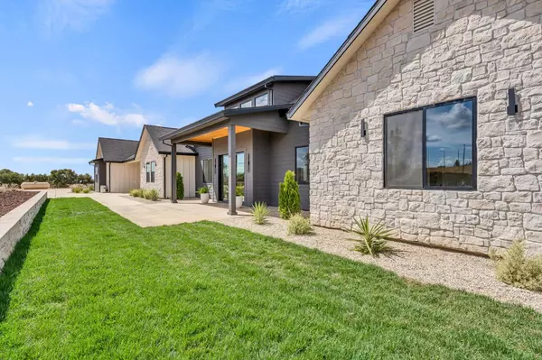 Lincoln, CA 95648,331 Big Ben RD